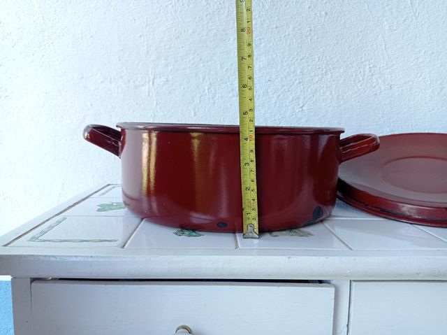 Cacerola de porcelana antigua