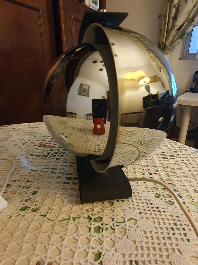 Lámpara sobremesa Eclipse Carlos M Serra Carpyen