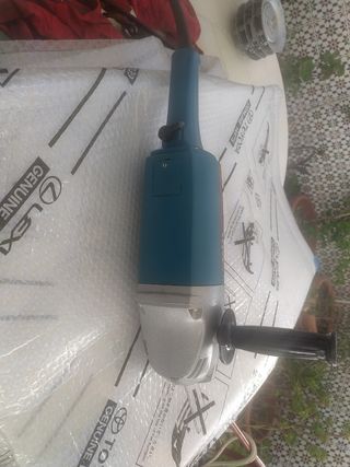 Maquina de soldar y radial