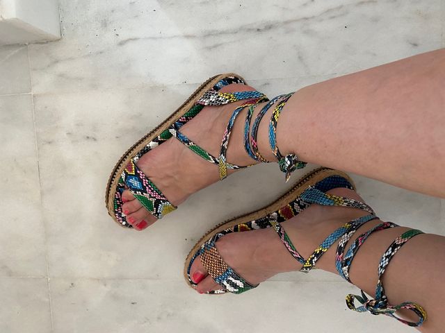 Sandalias romanas de colores