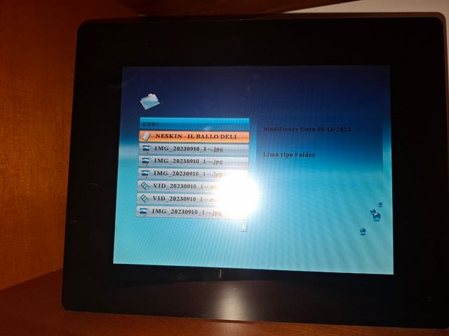Cornice digitale Mediacom con telecomando
