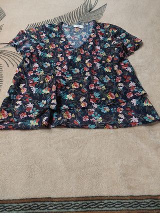 Blusa de flores T XL