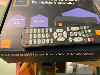 Mando television orange