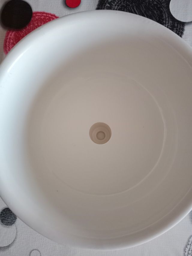 Bonita  quesera  de ceramica Nunca seuso.