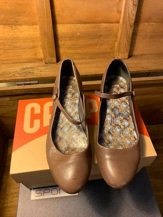 Zapatos Camper marrones piel