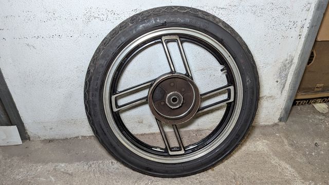 Llanta Trastera de Yamaha xs400