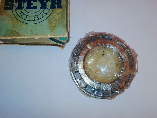 Rodamiento de rodillos cónicos STEYR 30210