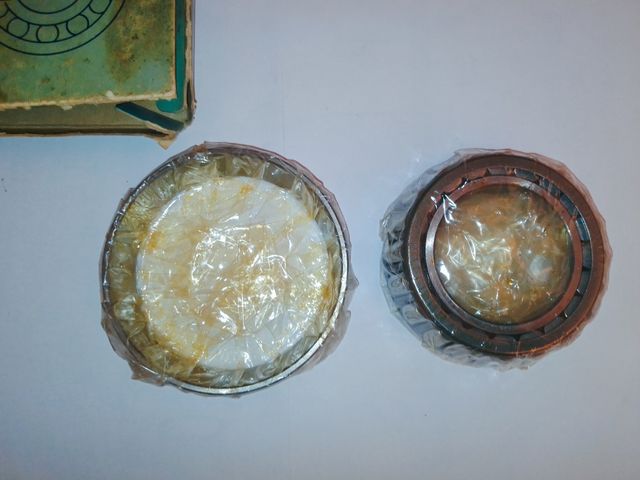 Rodamiento de rodillos cónicos STEYR 30210