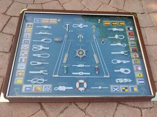 Cuadro marinero grande: nudos, banderas, elementos