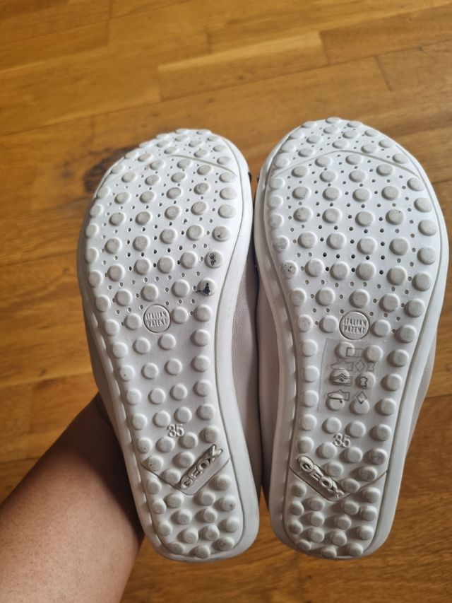 Bailarinas niña, color beich y dorado