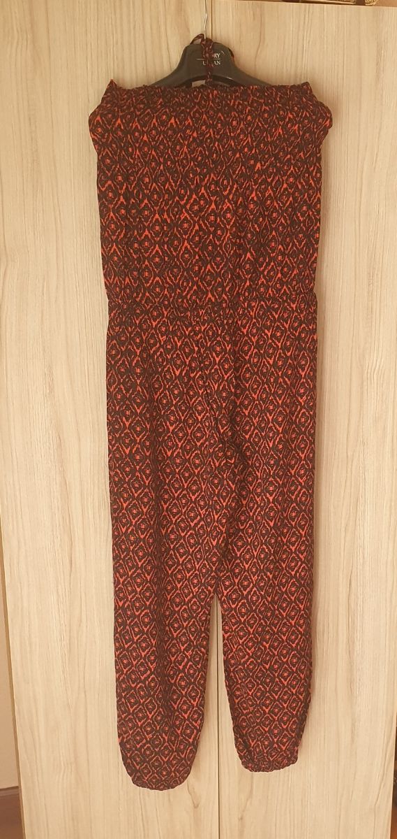 Mono señora escote bañera 100 % viscosa Talla XL.