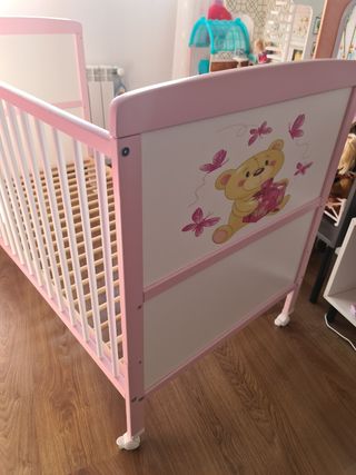 CUNA CONVERTIBLE EN CAMA