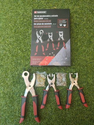 Set di bocchini e pinze per occhielli