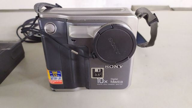 Cámara fotográfica digital Sony MVC-FD7 MAVICA
