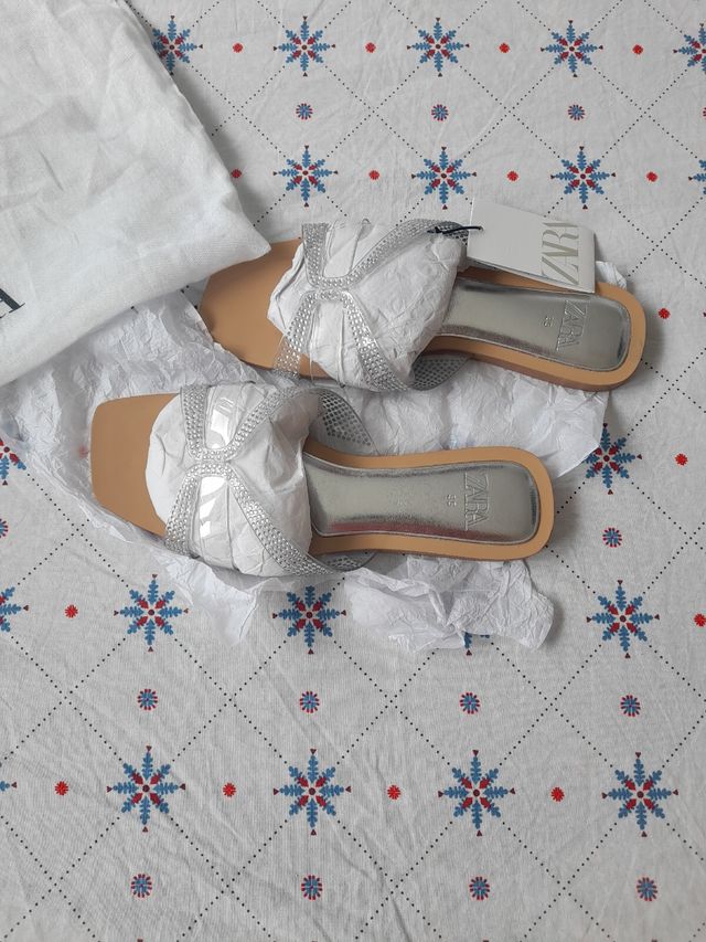 sandalias de zara