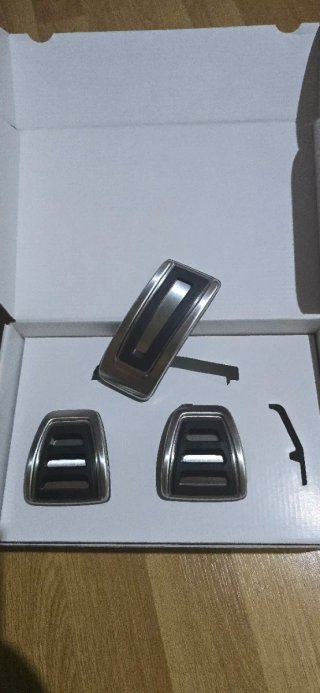 PEDALES CROMADOS SKODA