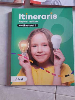 Libros de texto colegio Itineraris 6