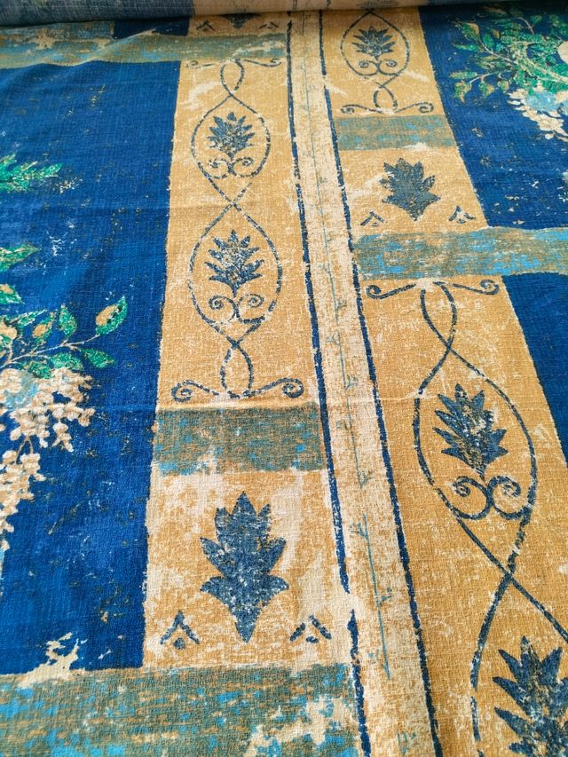 Tela Gaston y Daniela, 10 metros.