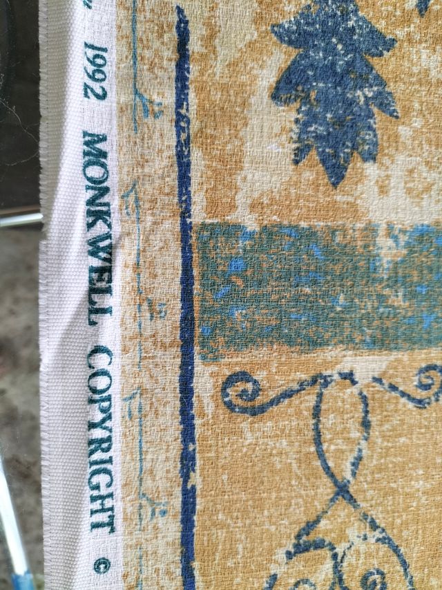 Tela Gaston y Daniela, 10 metros.