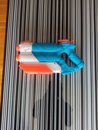 Pistola agua