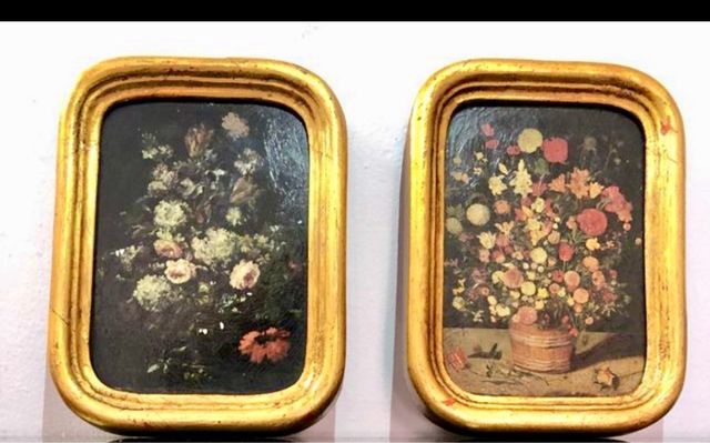 Coppia di dipinti ad olio su tavola - cornice in legno dorato