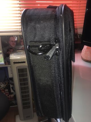 Maletin para ordenador portatil.