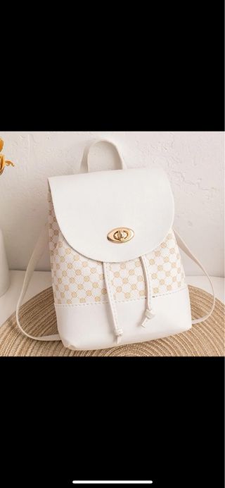 mini mochila