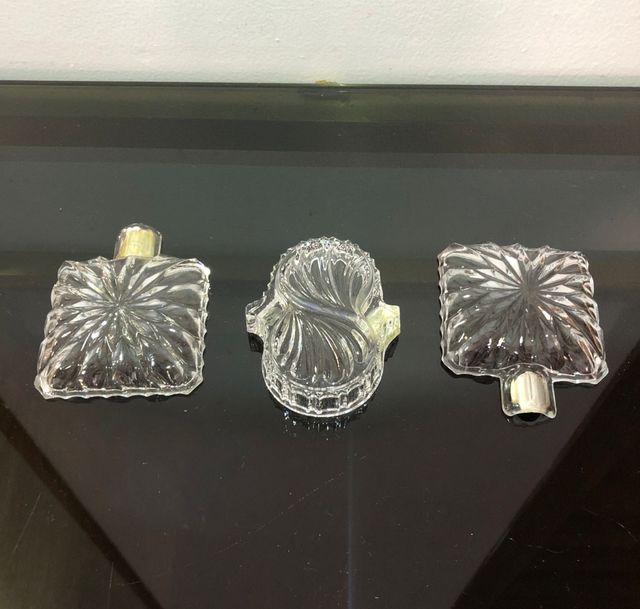 Set di posacenere in vetro e argento