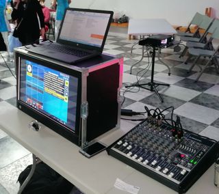 ALQUILER DE SONIDO E ILUMINACIÓN 