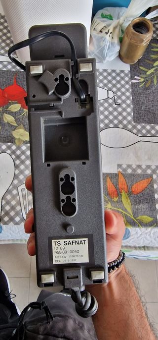 telefono fisso da muro Safnat
