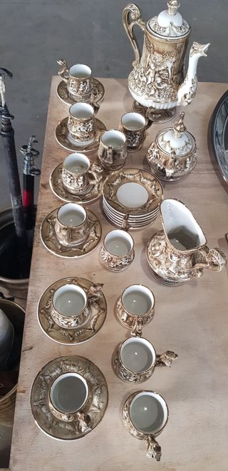 antico servizio vintage da caffè