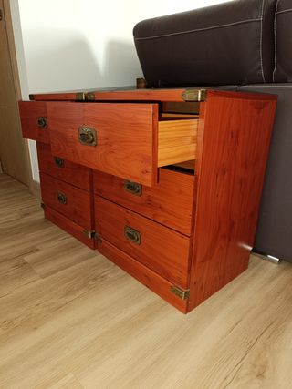 Mobile ponte in L per camera aggiuntiva. Comodino