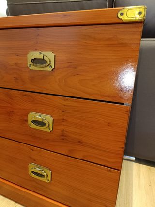 Mobile ponte in L per camera aggiuntiva. Comodino