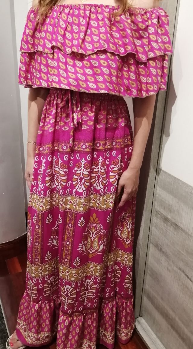 Vestido fucsia estampado