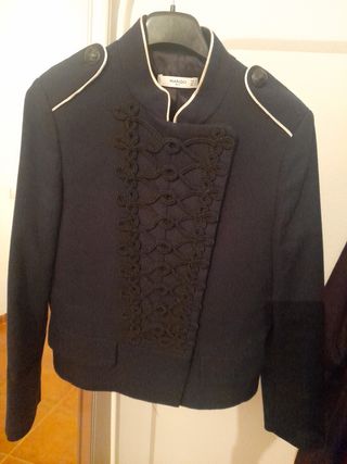 Camisa y cazadora militar , se vende por unidad !