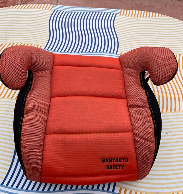 Silla niño/a automóvil.