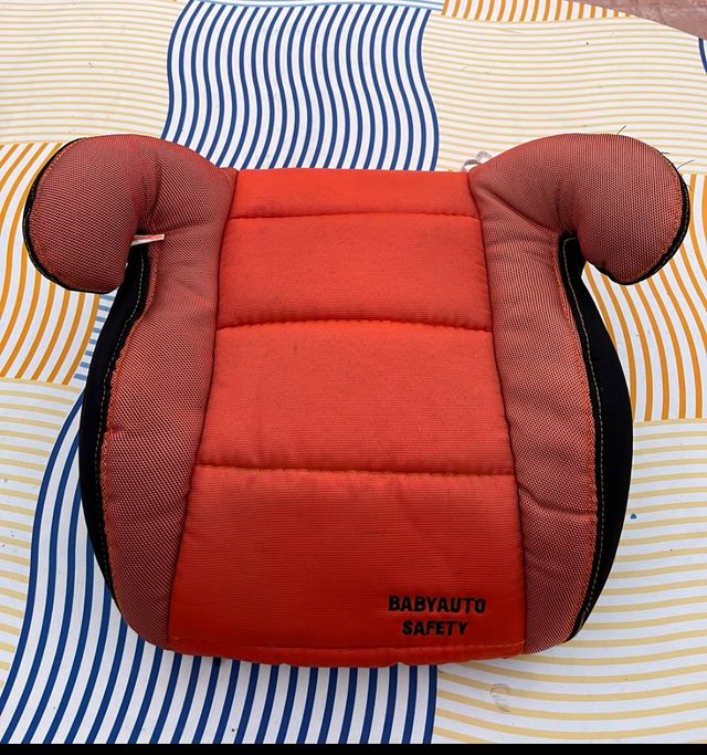 Silla niño/a automóvil.