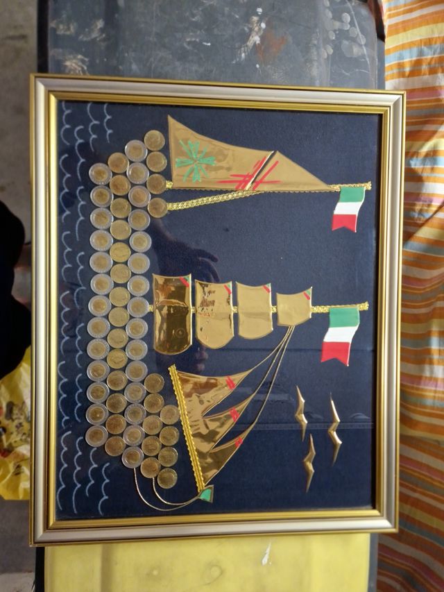 Quadro fatto con monete antiche