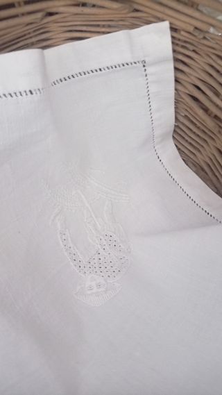 ⛩️ Mantelería bordados a mano oriental 