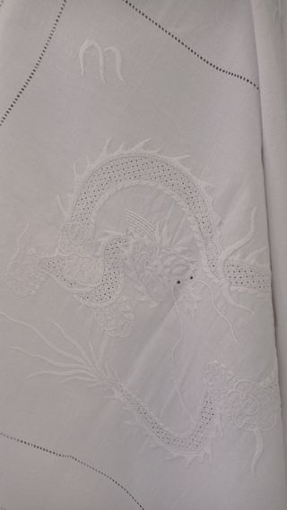 ⛩️ Mantelería bordados a mano oriental 