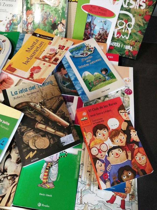 LIBROS DE LECTURA (VARIOS)