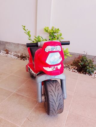 Moto correpasillos grande