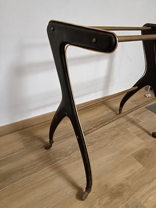 Antiguo carrito de servicio de diseño Esta semana!