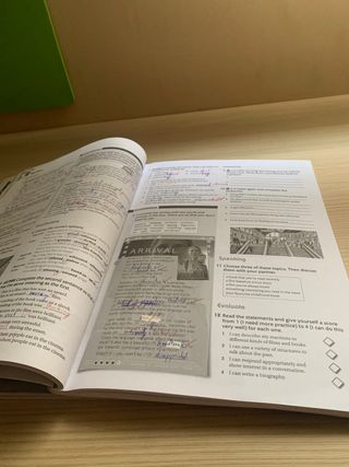 2 libros Inglés 1º bachillerato