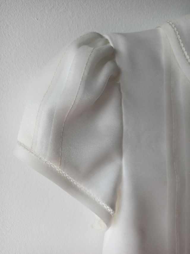 Abito da comunione nuovo di zecca