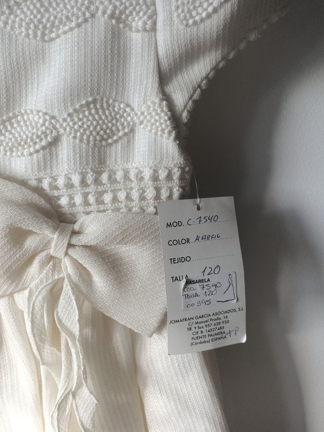 Abito da comunione nuovo di zecca