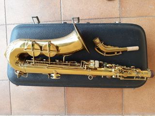Saxofón alto, vintage New Super Dearman