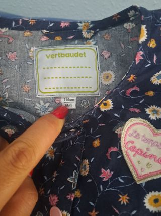 OCASIÓN BATAS COLEGIO 6 AÑOS (116CM) IMPECABLES