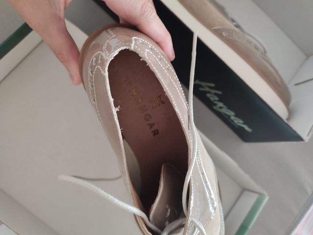 Zapatos con cordones de piel