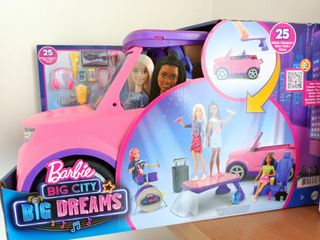 Playset Barbie con microfono + SUV rosa con access